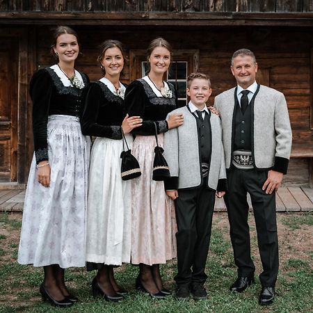 Feriendorf Joggler - Chalets Nahe Der Gondel Цель-ам-Циллер Экстерьер фото