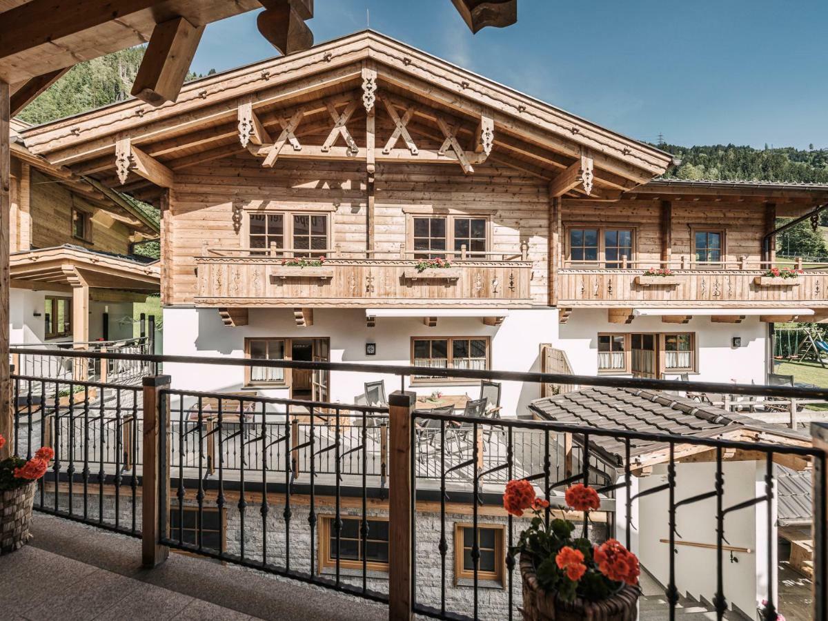 Feriendorf Joggler - Chalets Nahe Der Gondel Цель-ам-Циллер Экстерьер фото